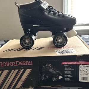 Roller Derry Roller Skates